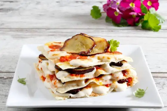 Pane carasau, 4 ricette sarde tra frattau e lasagnetta